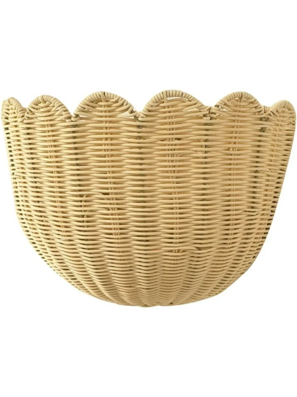 Set of 2 Scalloped Wicker Wall Baskets with Hooks for Home Decor Storage